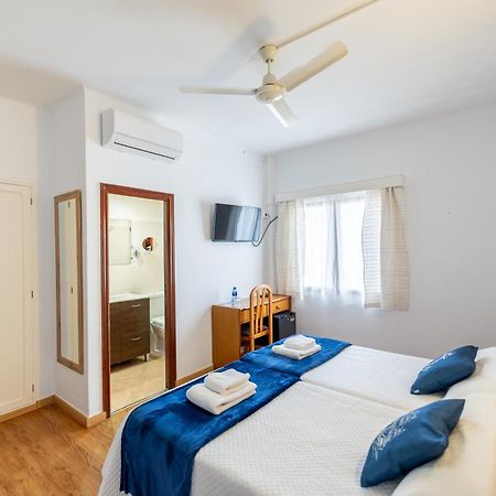 Hostal Doris - Adults Only Colonia de Sant Jordi Kültér fotó