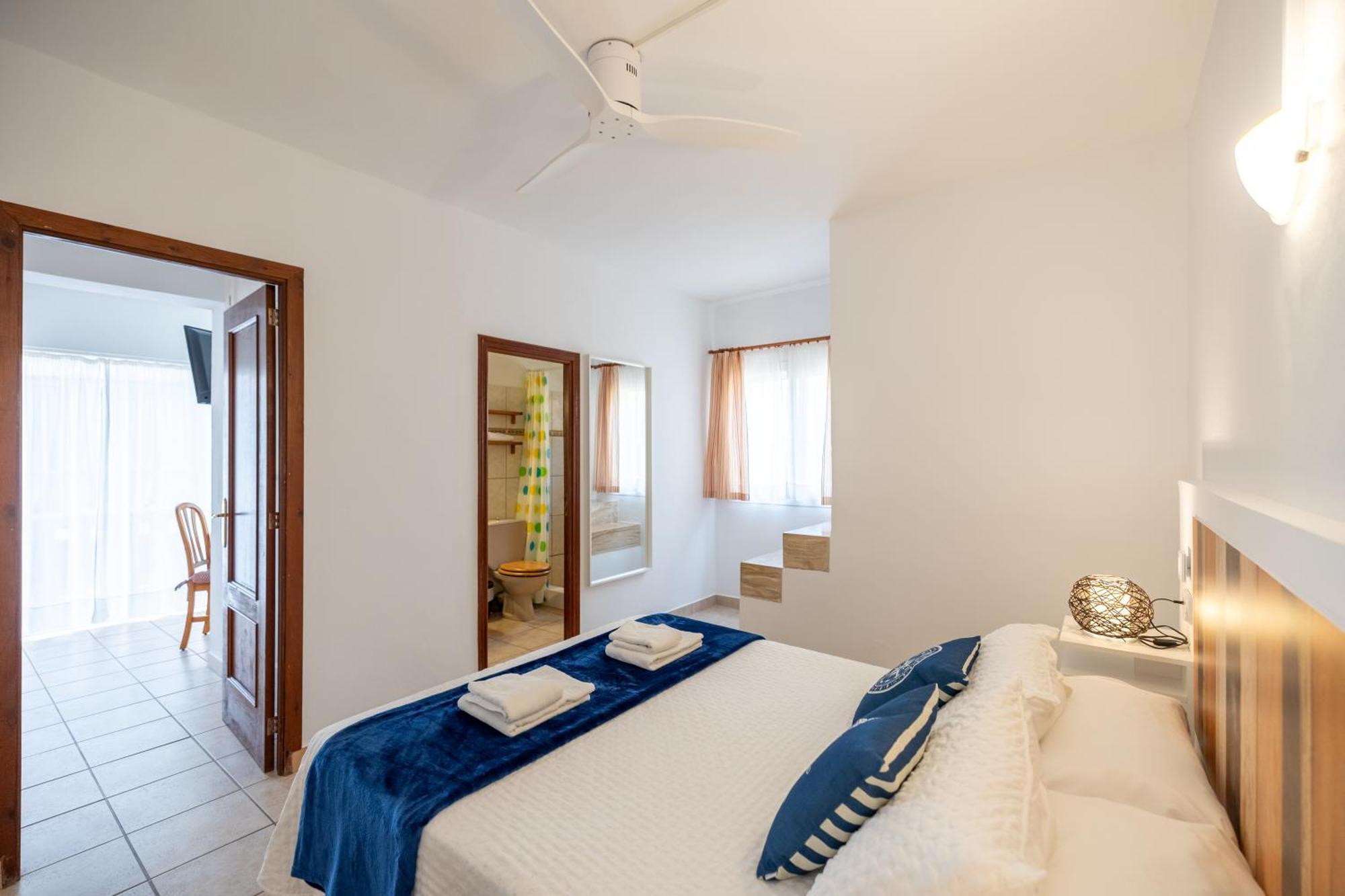 Hostal Doris - Adults Only Colonia de Sant Jordi Szoba fotó