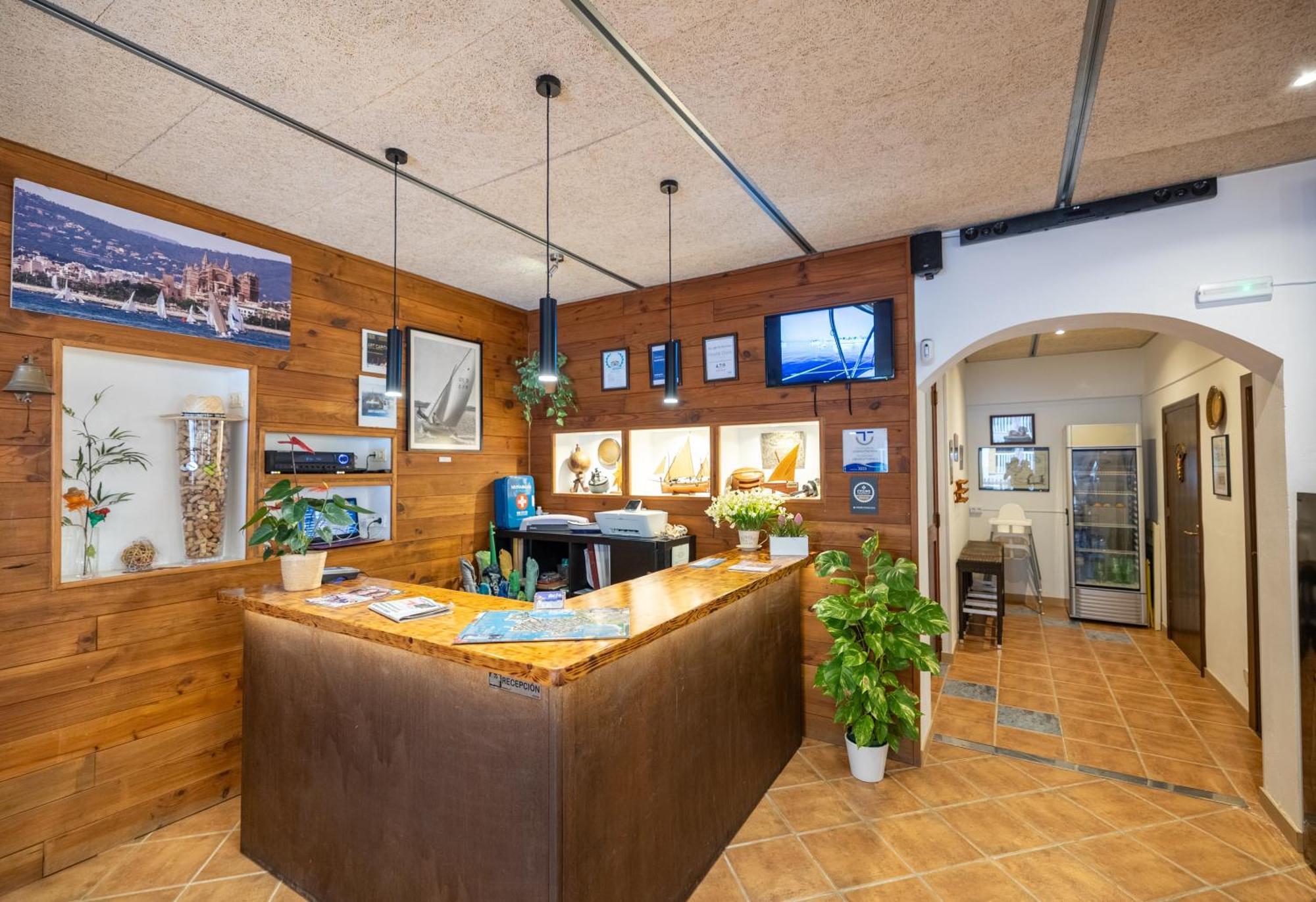 Hostal Doris - Adults Only Colonia de Sant Jordi Kültér fotó